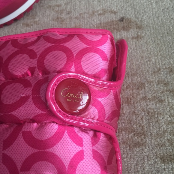 Coach Derean Pink snowboots - Picture 2 of 5